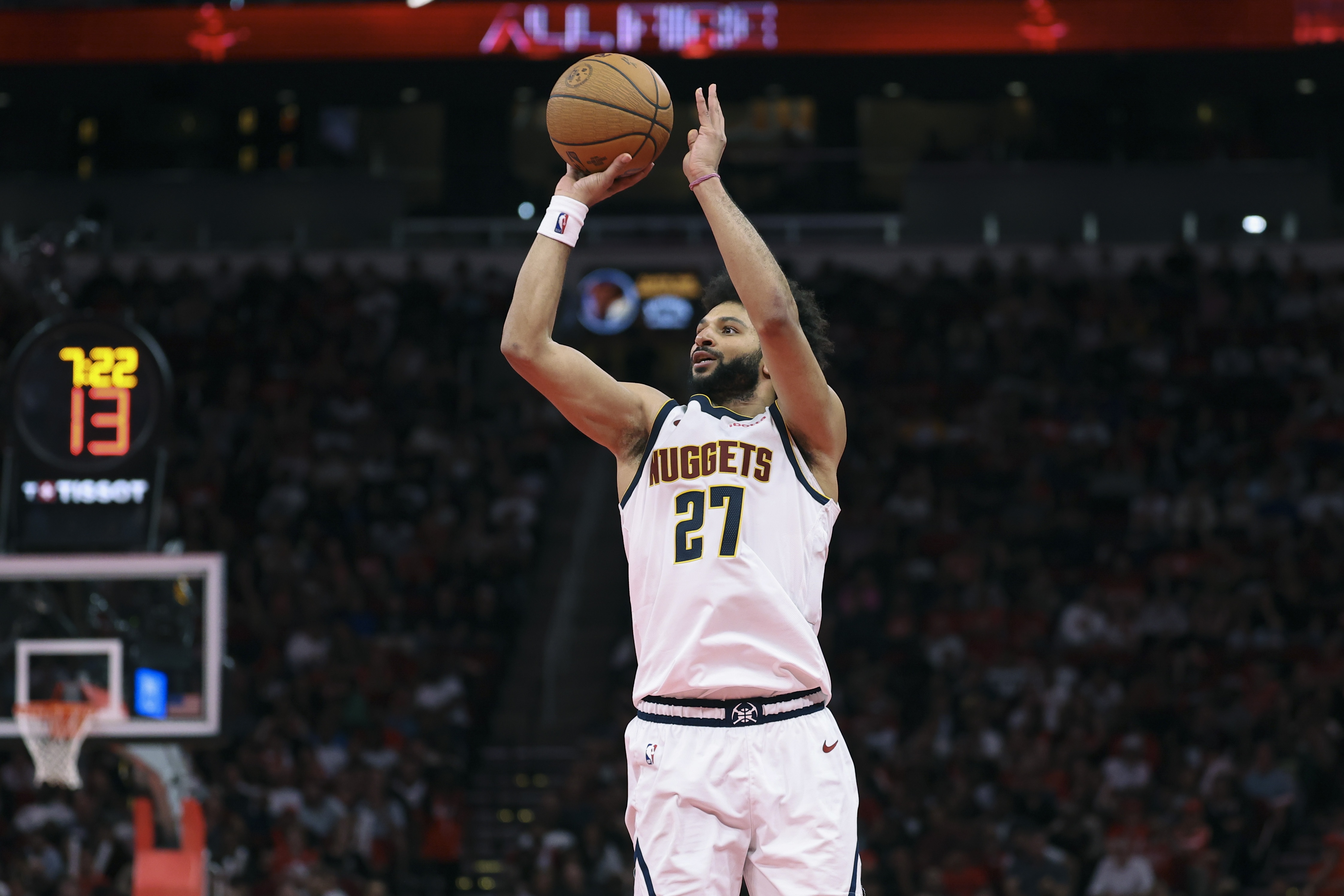 kaiyun-首节爆砍23分！贾马尔·穆雷25中14拿到34分5助 正负值+14