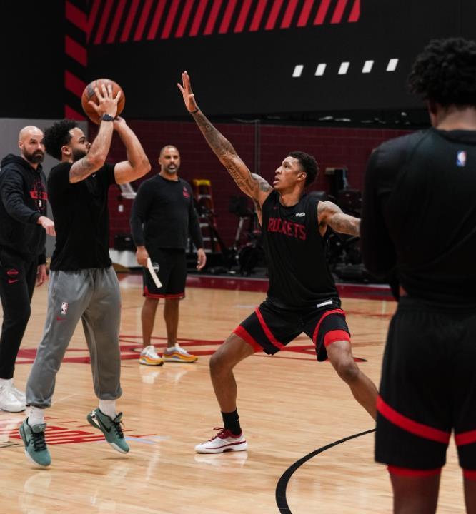 开云-火箭三喜临门！乌度卡+双前锋获最佳提名，申京无缘，马刺大赢家